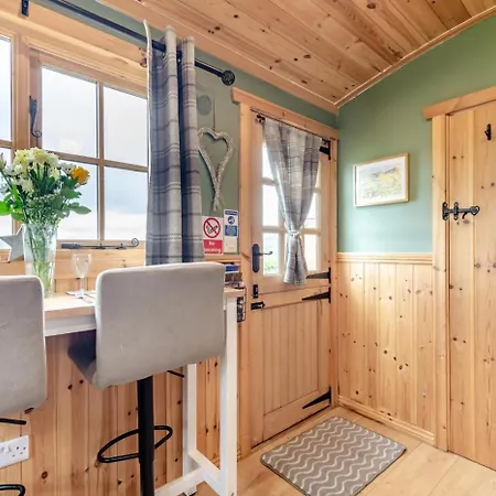 1 Bed In Keswick Oc-c33119